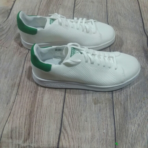 NIB Adidas Stan Smith PK J White Green Sneakers - Picture 5 of 8